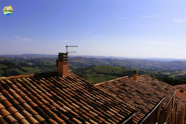 Image No.22-3 Bed Townhouse for sale