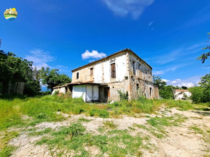 Image No.5-Maison de campagne de 3 chambres à vendre à Penne