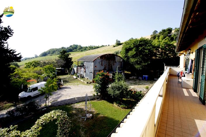 Image No.25-4 Bed Country House for sale