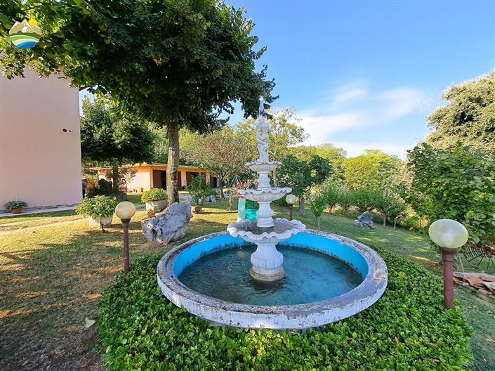 Image No.10-Maison de campagne de 2 chambres à vendre à Arsita