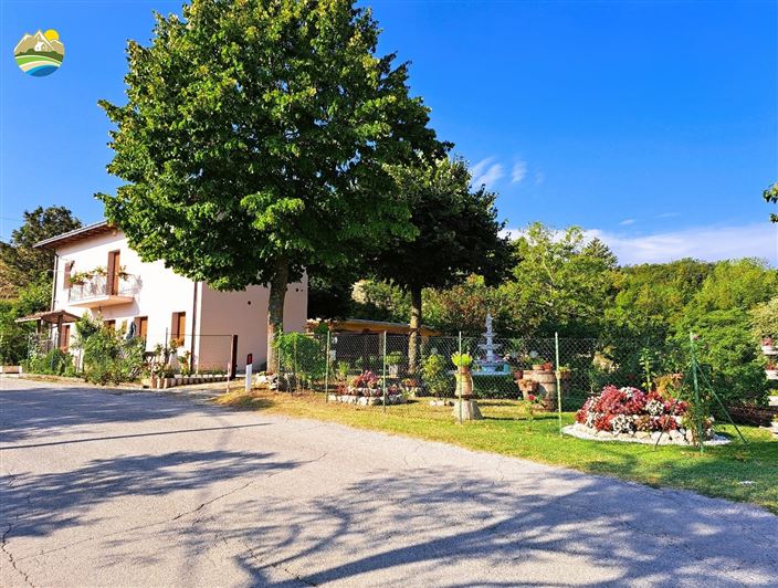 Image No.3-Maison de campagne de 2 chambres à vendre à Arsita