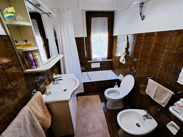 Image No.30-Maison de campagne de 2 chambres à vendre à Arsita