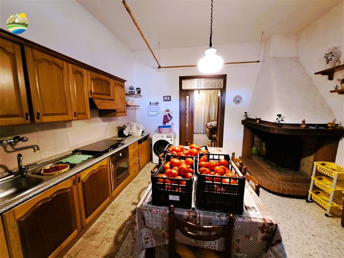 Image No.35-Maison de campagne de 2 chambres à vendre à Arsita