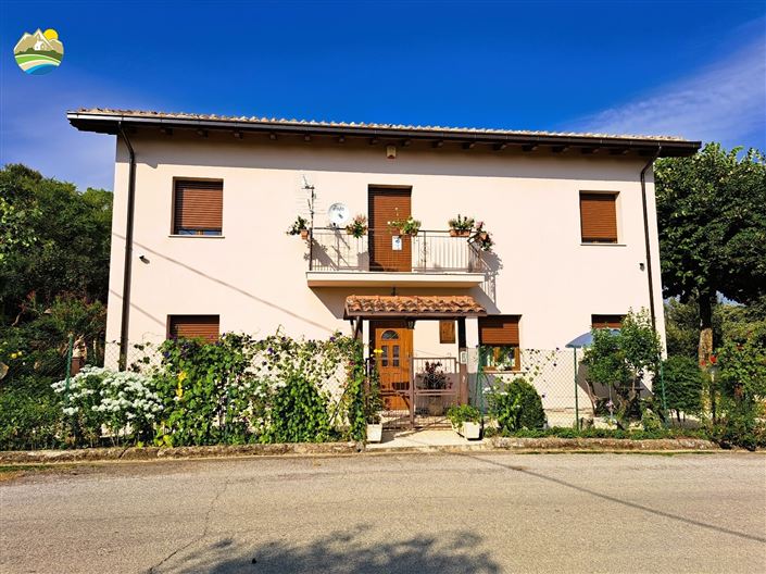 Image No.7-Maison de campagne de 2 chambres à vendre à Arsita