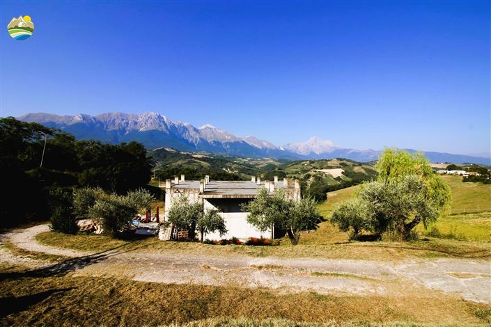 Image No.1-Country House for sale