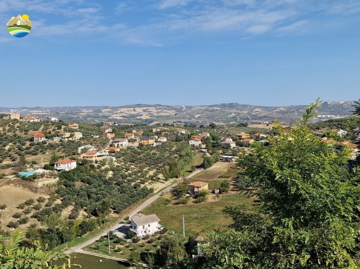 Image No.21-2 Bed Townhouse for sale