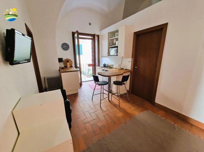 Image No.4-2 Bed Townhouse for sale