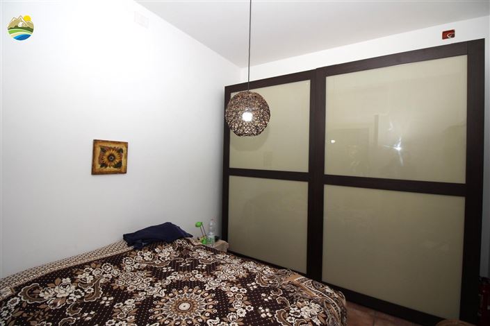 Image No.16-4 Bed Country House for sale