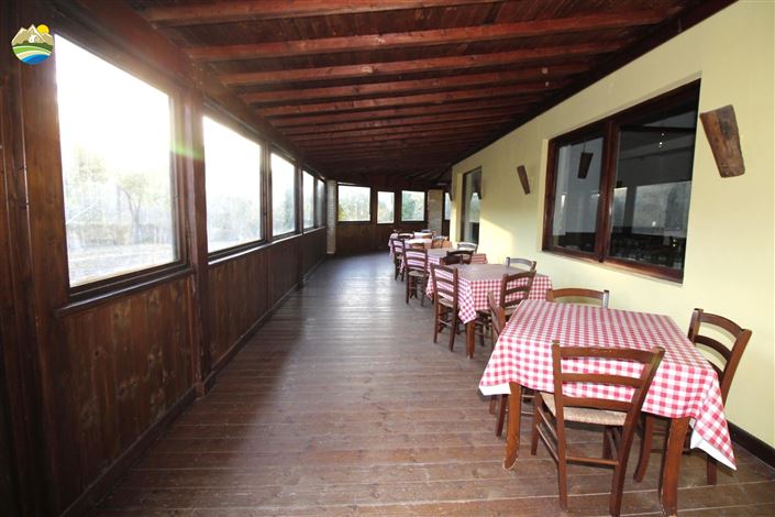 Image No.25-4 Bed Country House for sale