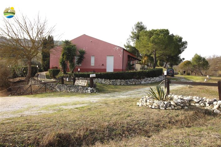 Image No.45-4 Bed Country House for sale