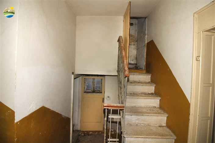 Image No.21-2 Bed Townhouse for sale