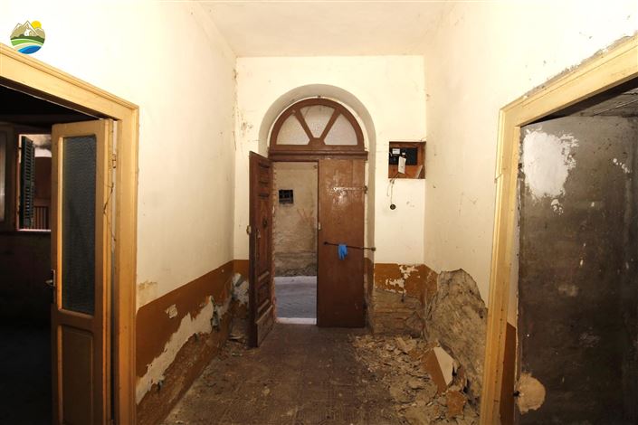 Image No.7-2 Bed Townhouse for sale