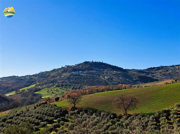 Image No.22-4 Bed Property for sale