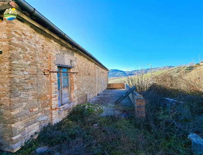 Image No.7-4 Bed Property for sale