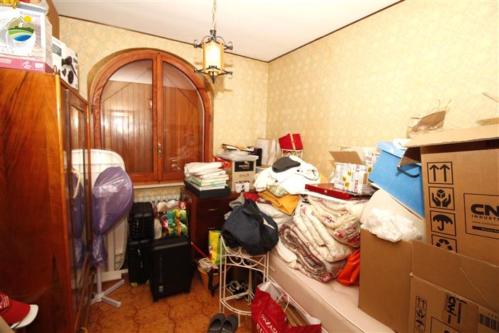 Image No.34-8 Bed Villa for sale