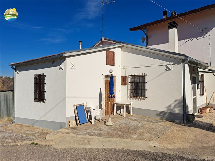 Image No.13-1 Bed Country House for sale