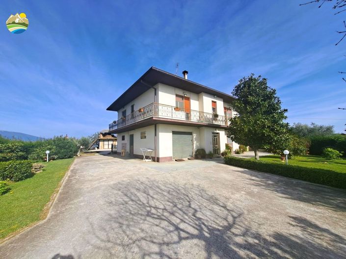 Image No.4-3 Bed Country House for sale