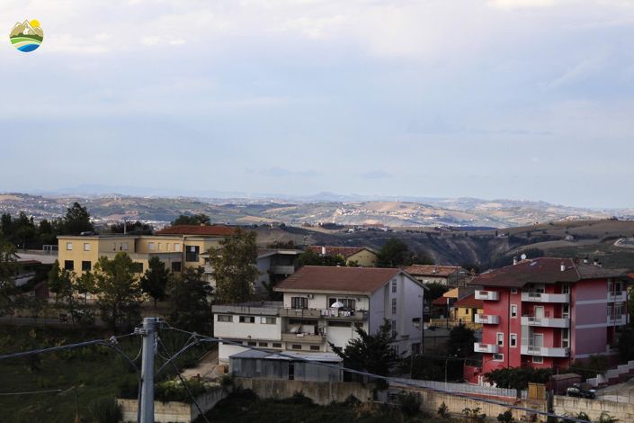 Image No.24-Maison de campagne de 6 chambres à vendre à Castilenti