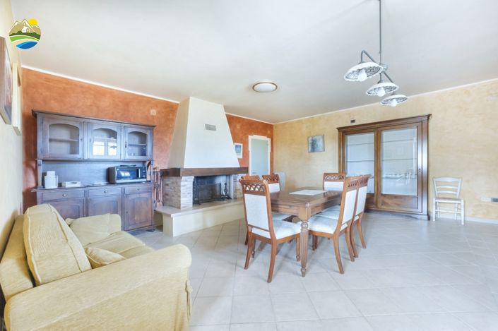 Image No.14-4 Bed Villa for sale