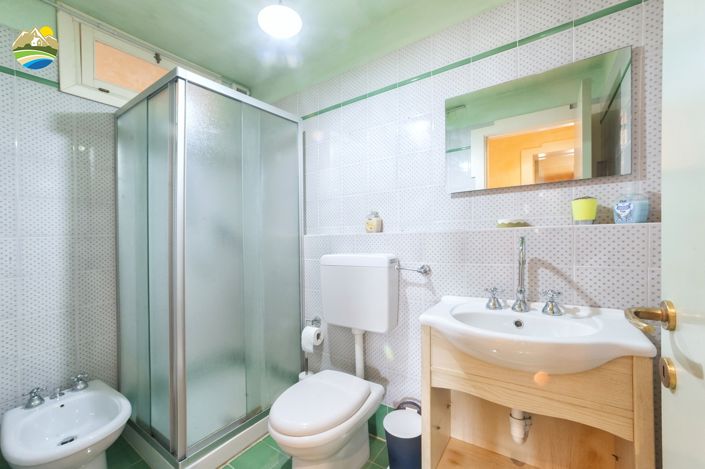 Image No.22-4 Bed Villa for sale