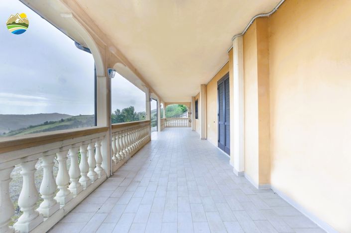 Image No.50-4 Bed Villa for sale