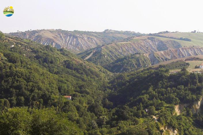 Image No.28-4 Bed Townhouse for sale