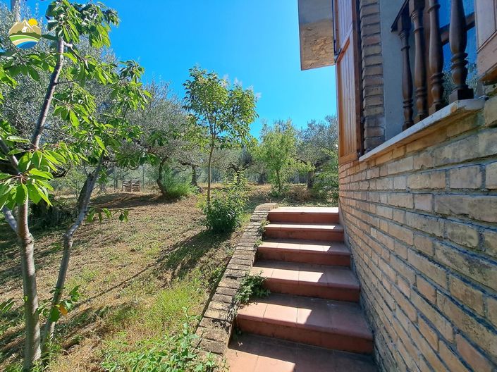 Image No.5-Villa de 3 chambres à vendre à Collecorvino