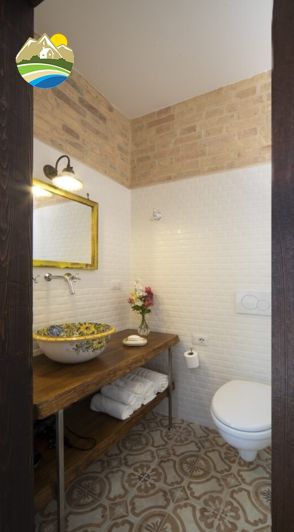 Image No.37-9 Bed Villa for sale