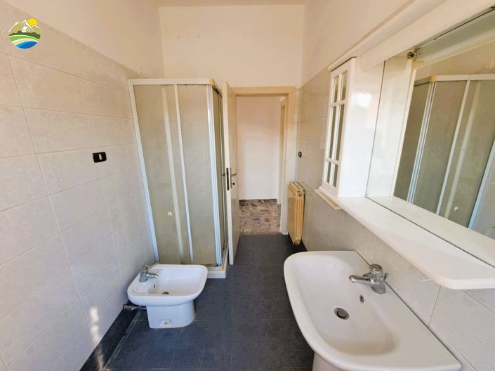 Image No.13-3 Bed Apartment for sale