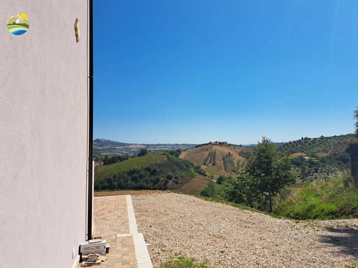 Image No.17-Maison de campagne de 2 chambres à vendre à Collecorvino