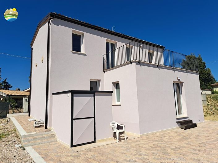 Image No.22-Maison de campagne de 2 chambres à vendre à Collecorvino