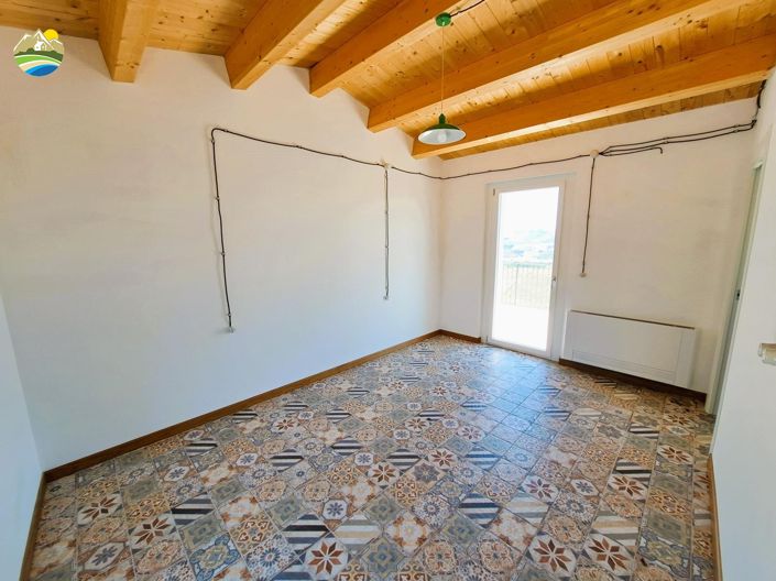 Image No.36-Maison de campagne de 2 chambres à vendre à Collecorvino