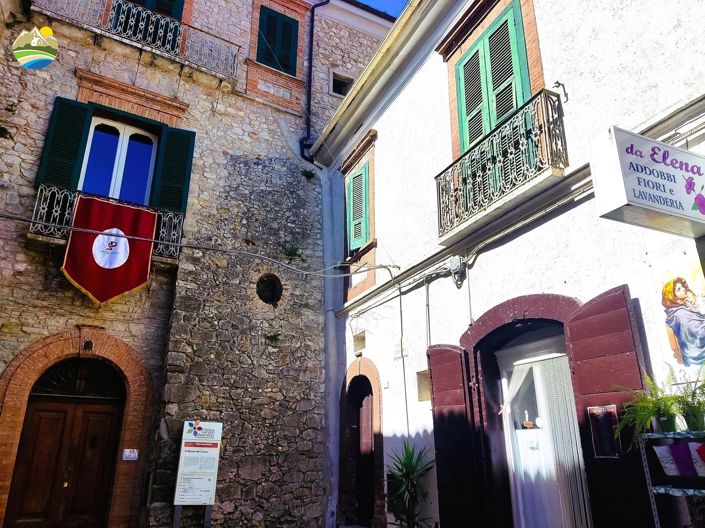 Image No.1-2 Bed Townhouse for sale