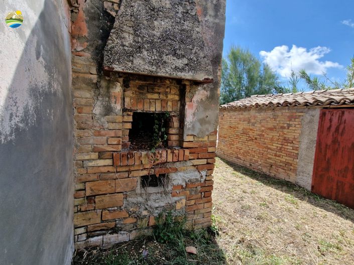 Image No.17-Maison de campagne de 6 chambres à vendre à Penne