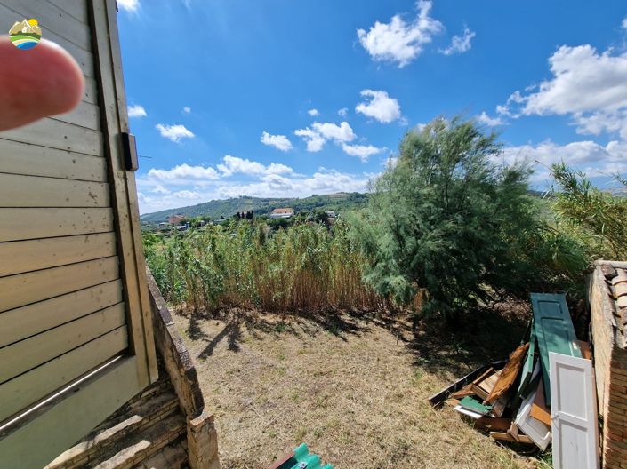 Image No.18-6 Bed Country House for sale