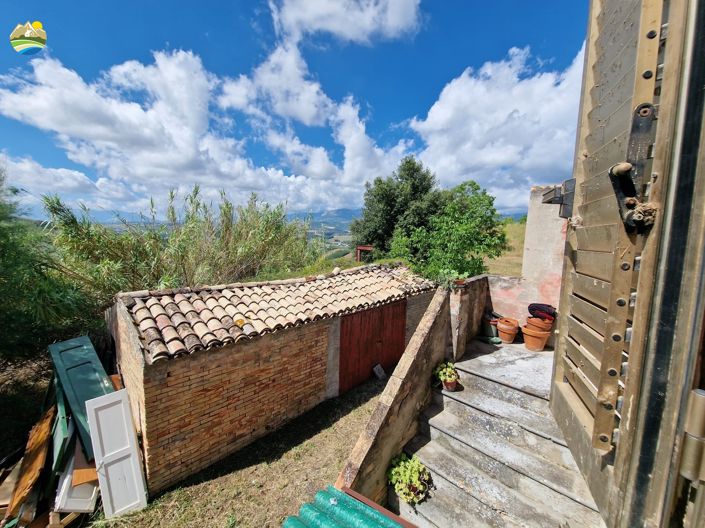 Image No.19-6 Bed Country House for sale