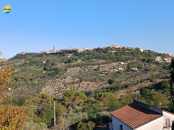 Image No.48-3 Bed Country House for sale