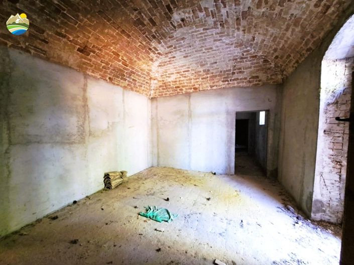 Image No.33-5 Bed Villa for sale