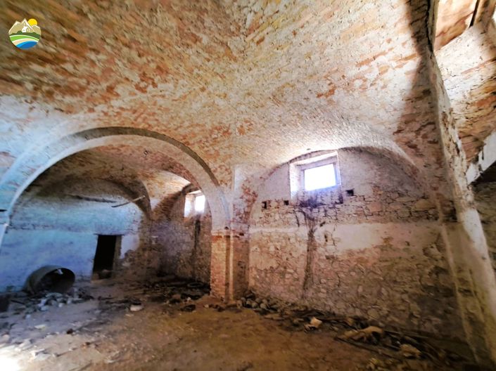 Image No.37-5 Bed Villa for sale