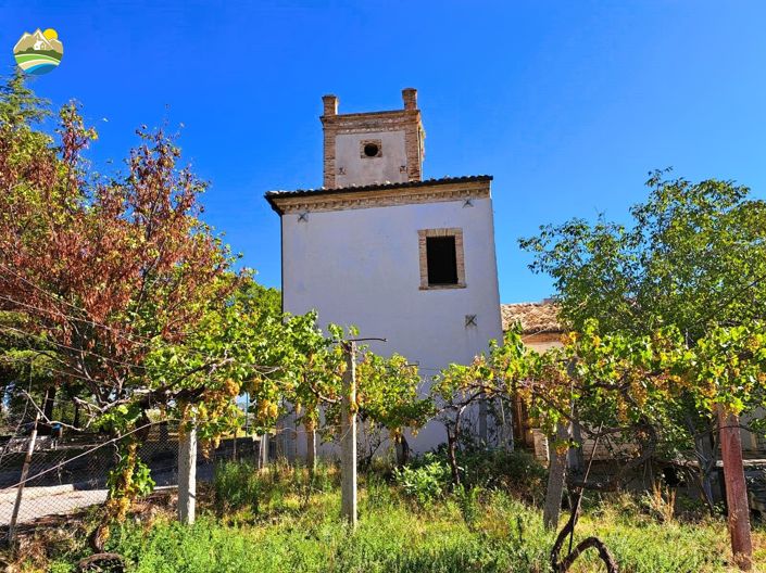 Image No.8-5 Bed Villa for sale