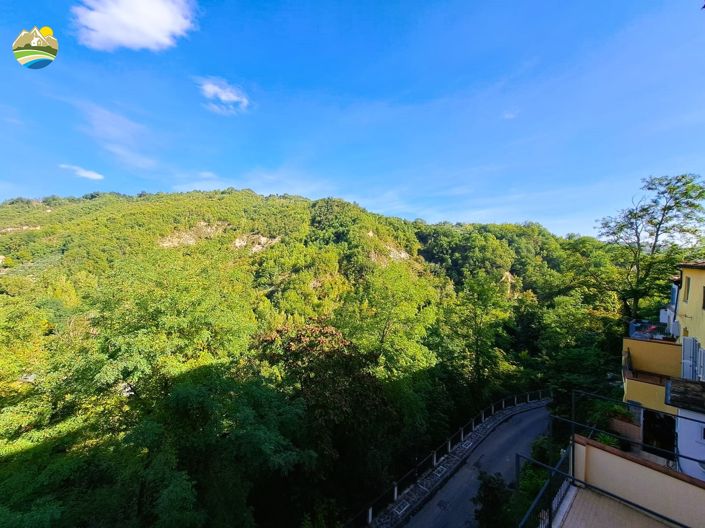 Image No.39-5 Bed Townhouse for sale