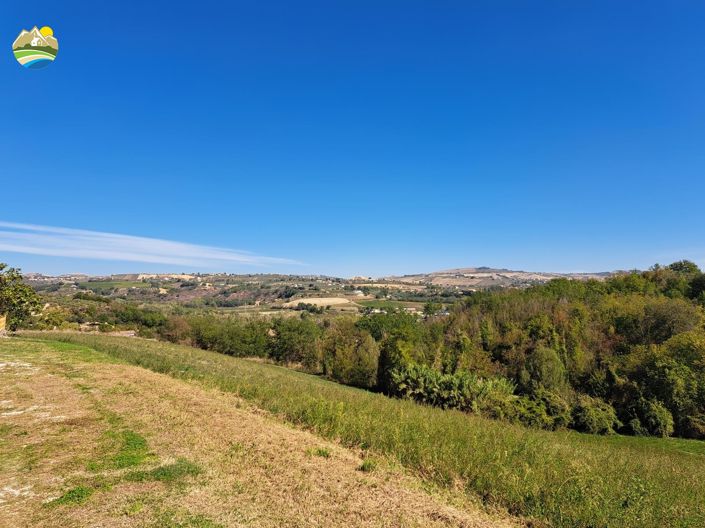 Image No.19-Maison de campagne de 3 chambres à vendre à Picciano