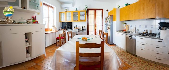 Image No.15-5 Bed Villa for sale