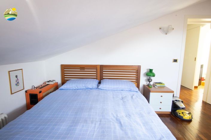 Image No.28-5 Bed Villa for sale