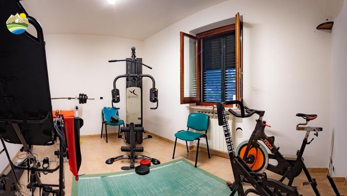 Image No.40-5 Bed Villa for sale