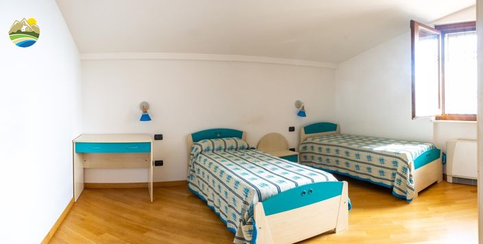 Image No.33-8 Bed Villa for sale