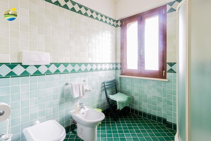 Image No.35-8 Bed Villa for sale