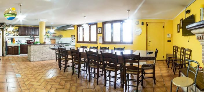 Image No.39-8 Bed Villa for sale