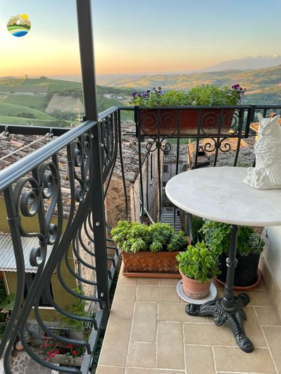 Image No.16-3 Bed Townhouse for sale