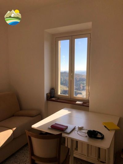 Image No.6-3 Bed Townhouse for sale